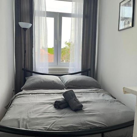 1St Plaza Apartment Bratislava Exteriör bild