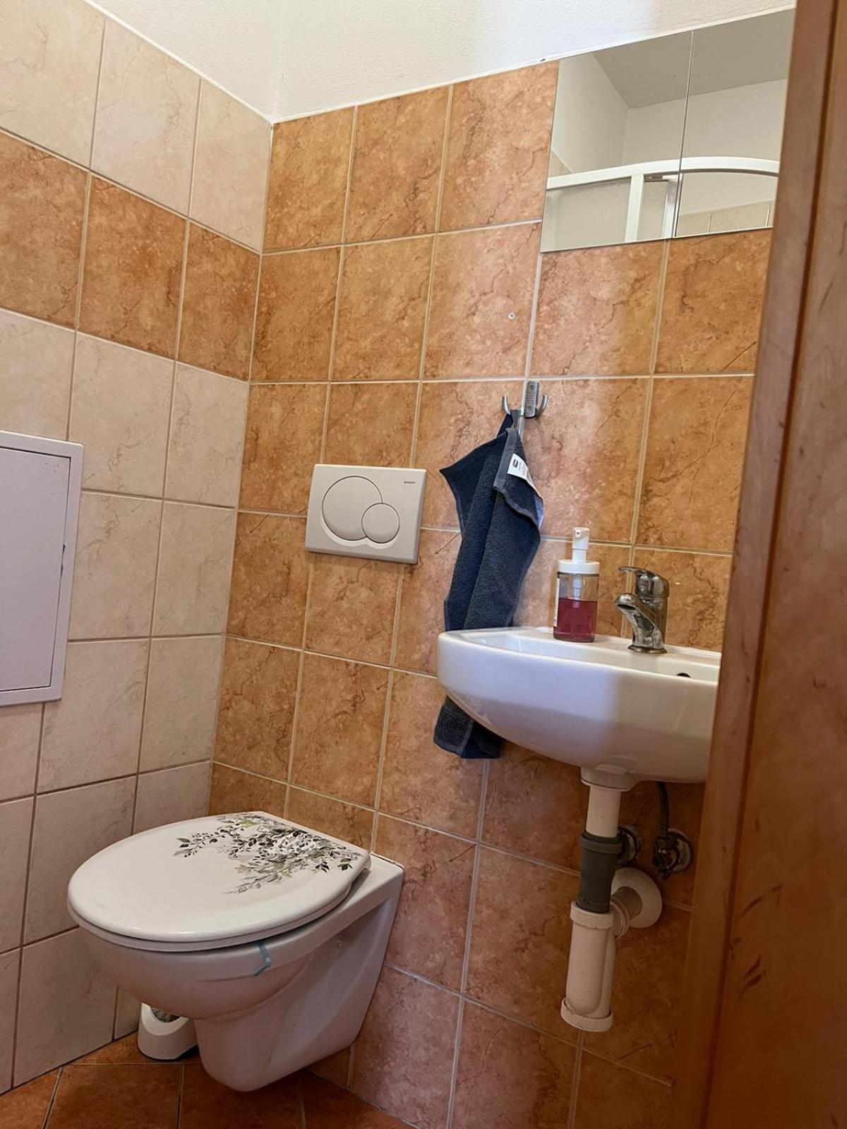 1St Plaza Apartment Bratislava Exteriör bild